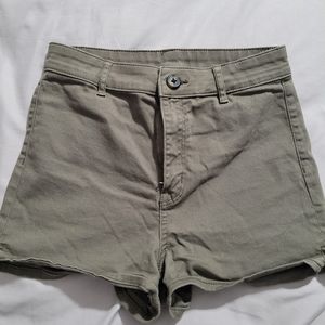 Green high waisted shorts